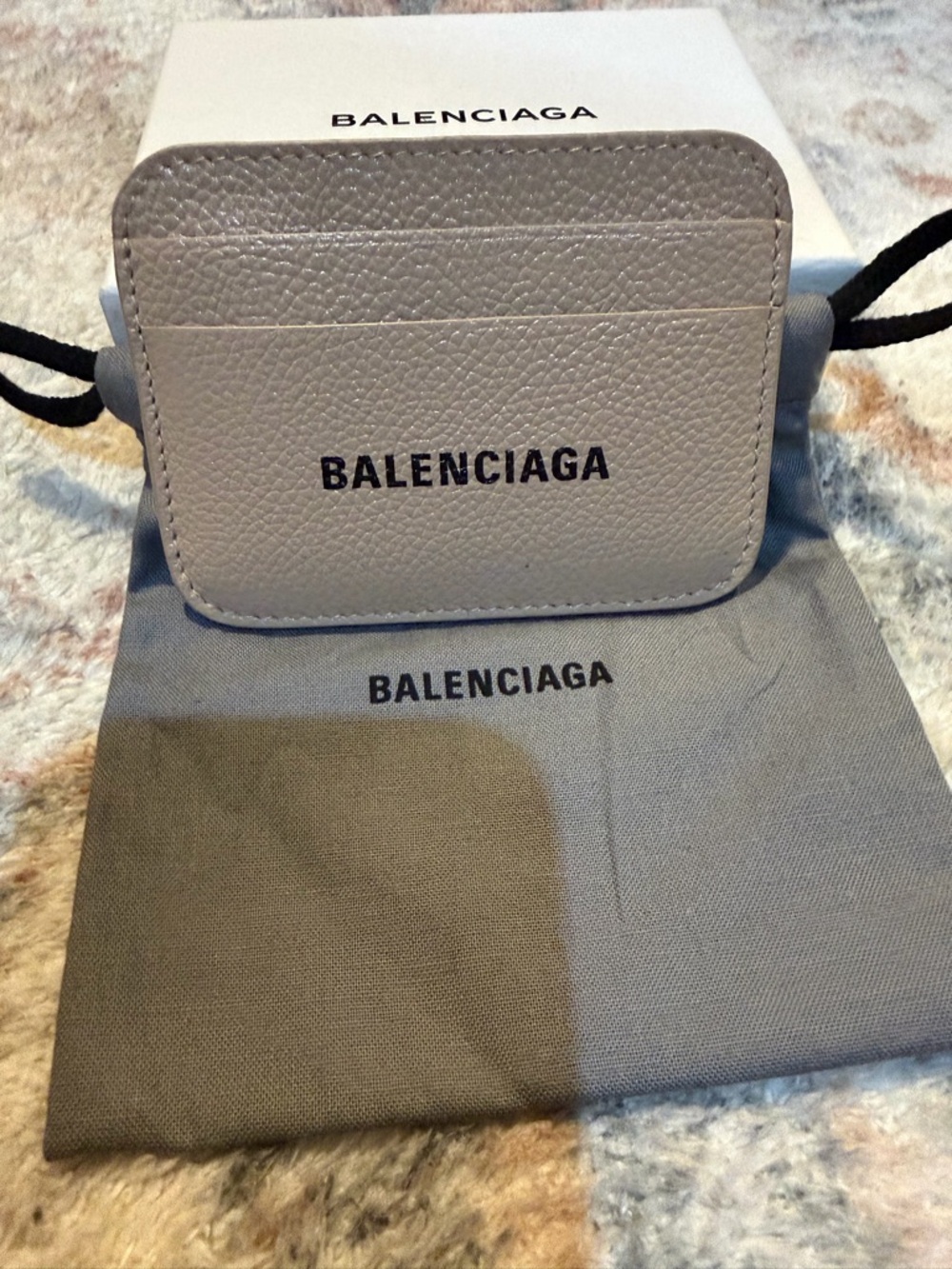 Balenciaga taupe leather wallet with black logo - Picture 4 of 4